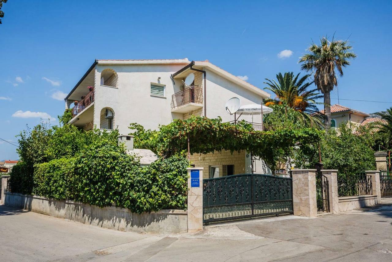 Pelivan Apartments Kaštela Extérieur photo