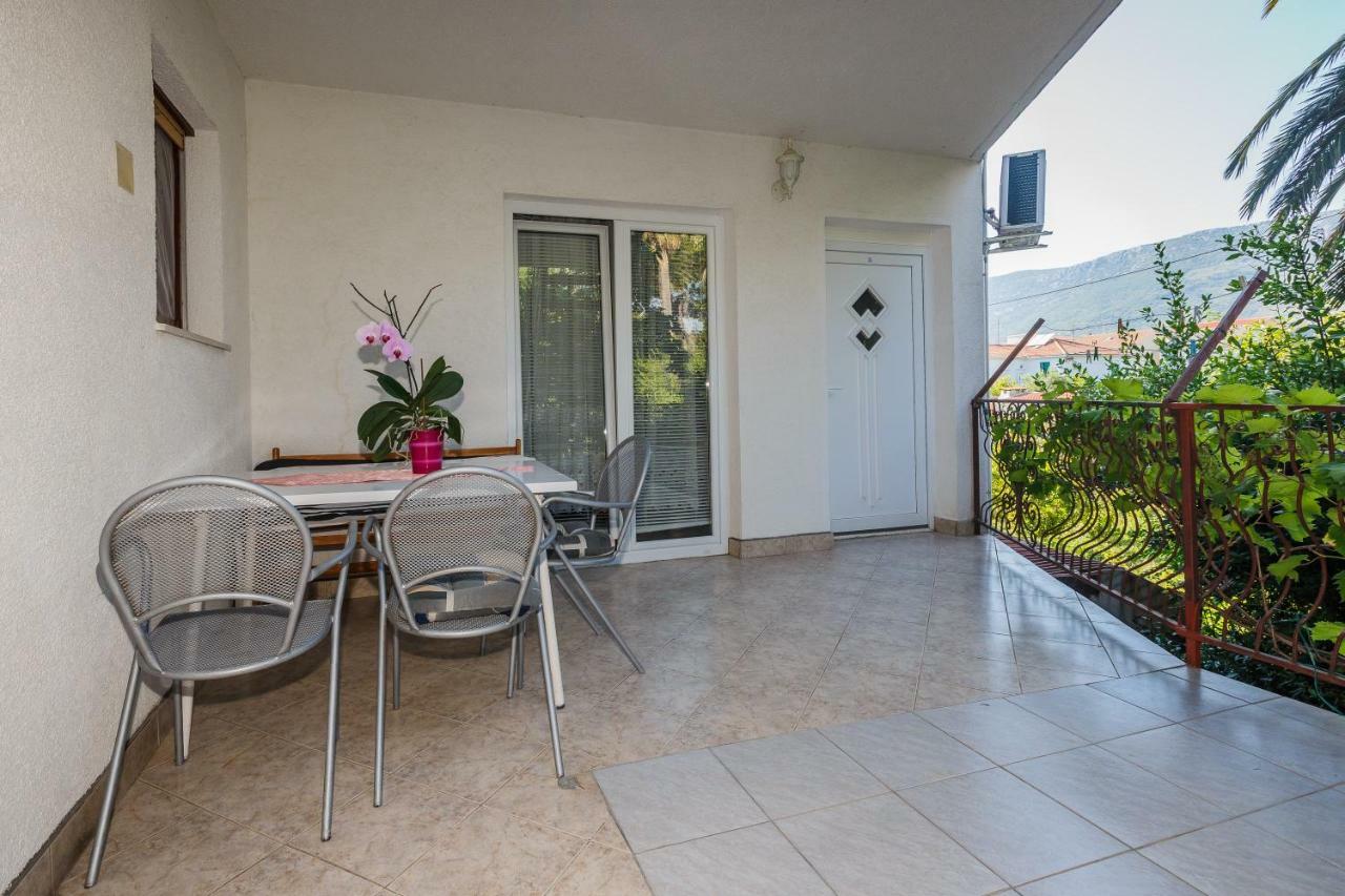 Pelivan Apartments Kaštela Extérieur photo